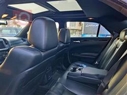 کرایسلەر 300